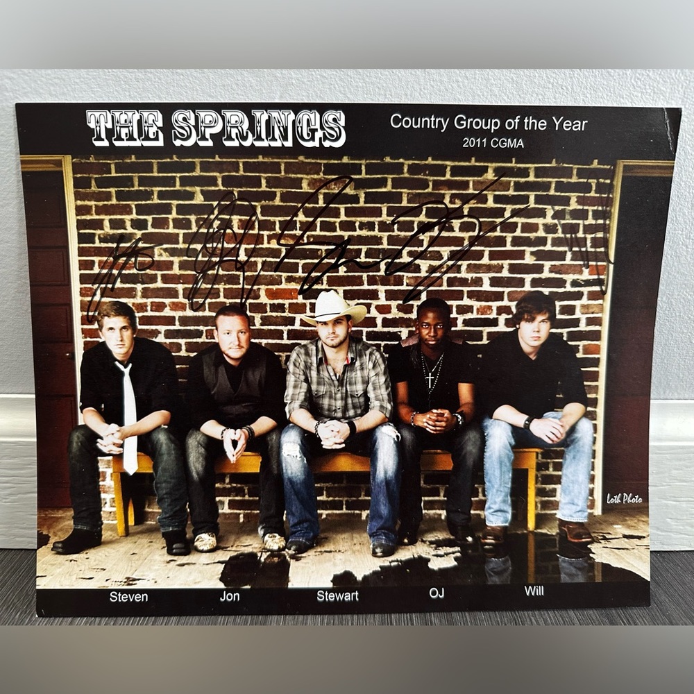 Autographed picture of the springs - great condition